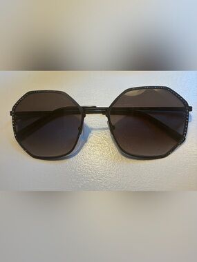 Vera Wang Chaunte Sunglasses, Matte Black with Rhinestone Trim (No Case)